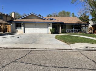 1212 W Tamarisk Ave, Ridgecrest, CA 93555