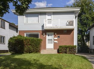 422 S 70th St #424, Milwaukee, WI 53214