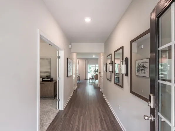 Dakota Plan, Clear Pond - The Coastline Series