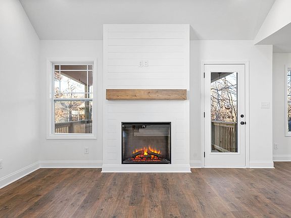 4th image of 1213 Elizabeth Ln Lot 117