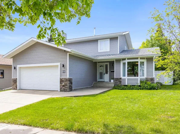 98 Langholm Dr, Saint Albert, AB T8N 4N6