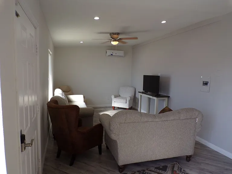 13627 Hermano Way — Photo 8