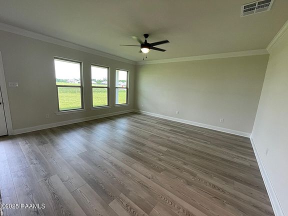3rd image of 116 Elmwood Meadows Dr