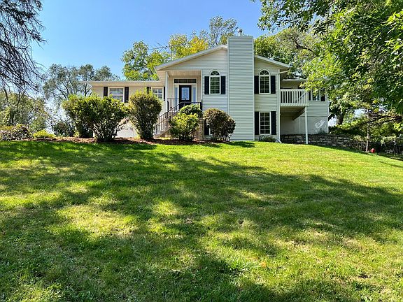 2nd image of 2211 Lenwood Dr SW