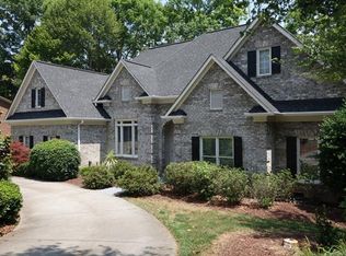 3300 French Woods Rd, Charlotte, NC 28269
