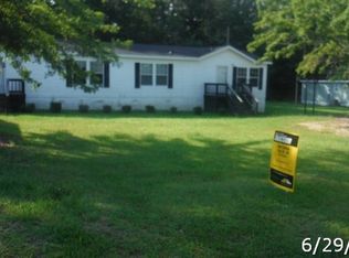 702 Camp Dantzler Rd, Hattiesburg, MS 39401