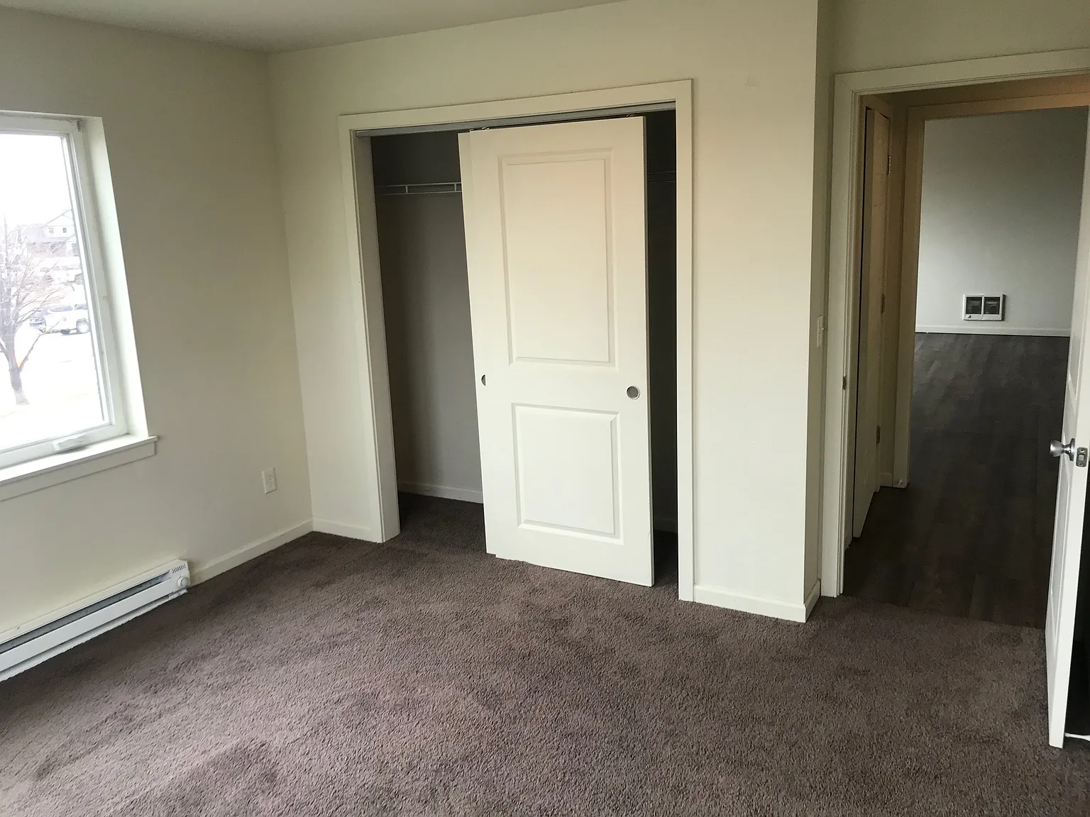 Wow! 2br/1ba In The Perfect Location! — Photo 4