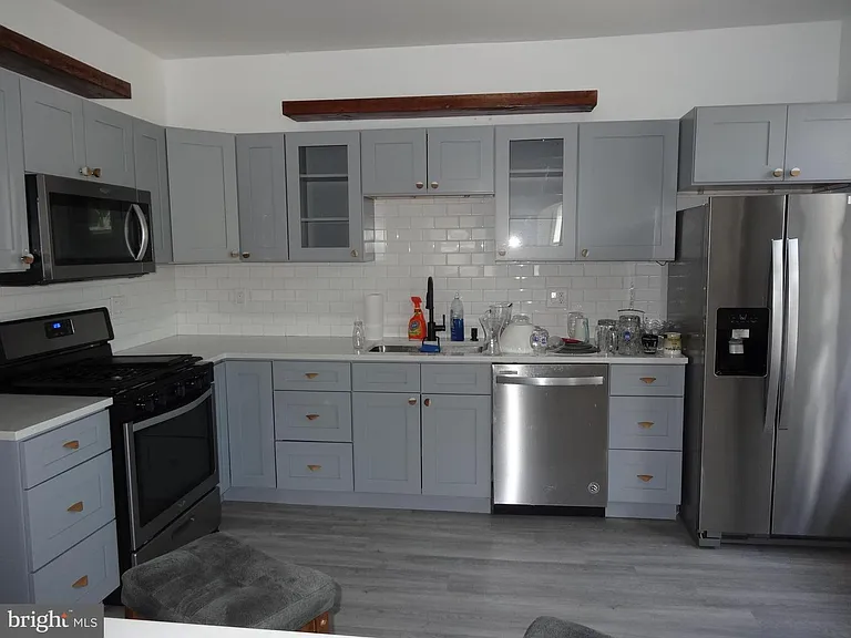 114 Levering St #2 — Photo 6