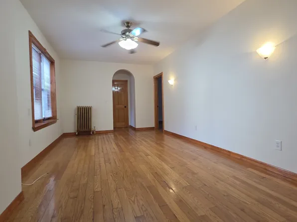 323 86th St #1I, Brooklyn, NY 11209