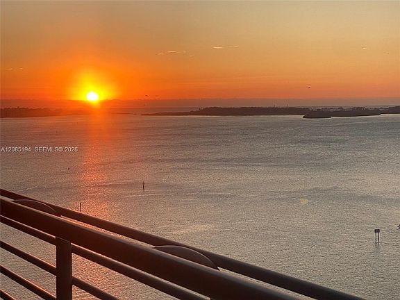 5th image of 335 S Biscayne Blvd APT 1801