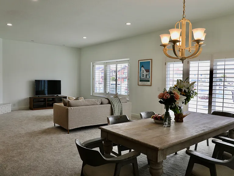 2411 Monaco Dr — Photo 12