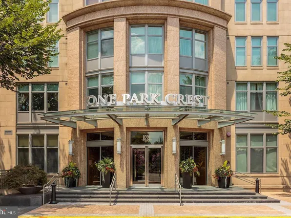 8220 Crestwood Heights Dr APT 1205, Mc Lean, VA 22102