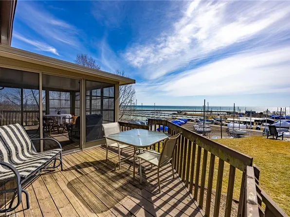 16 Dean Ave, Norfolk County, ON N0A 1N7