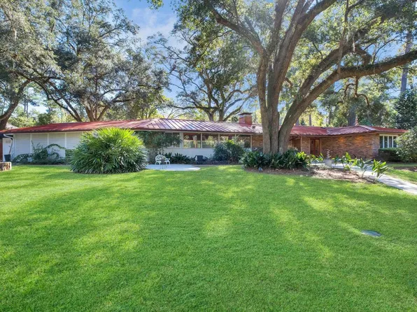 2113 Trescott Dr, Tallahassee, FL 32308
