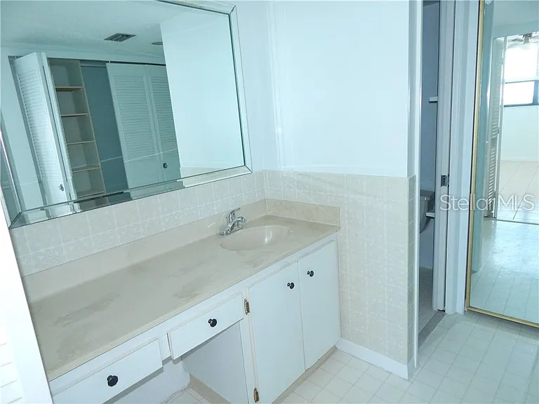 300 Woodette Dr #605A — Photo 13