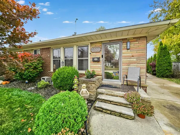 3500 Bridge St, Trenton, MI 48183