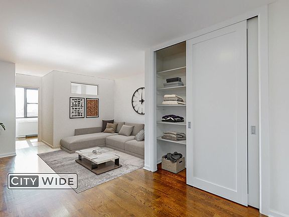 2nd image of 157 E 57th St APT 15D