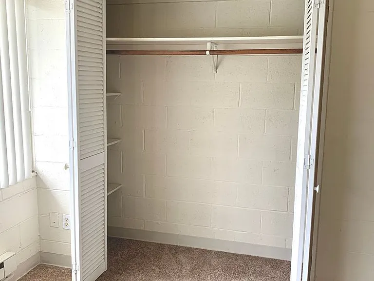 Campus Apartments — Photo 11