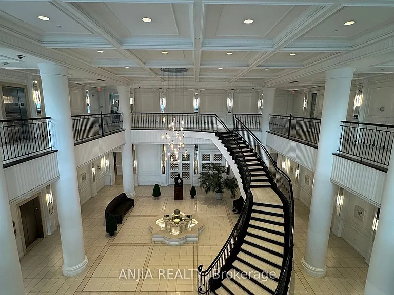 25 Greenview Ave #721 — Photo 10
