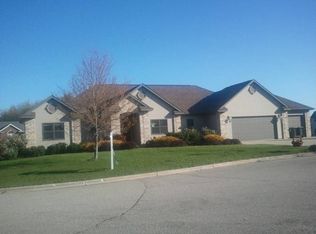 1249 Marcella Ct, Sun Prairie, WI 53590