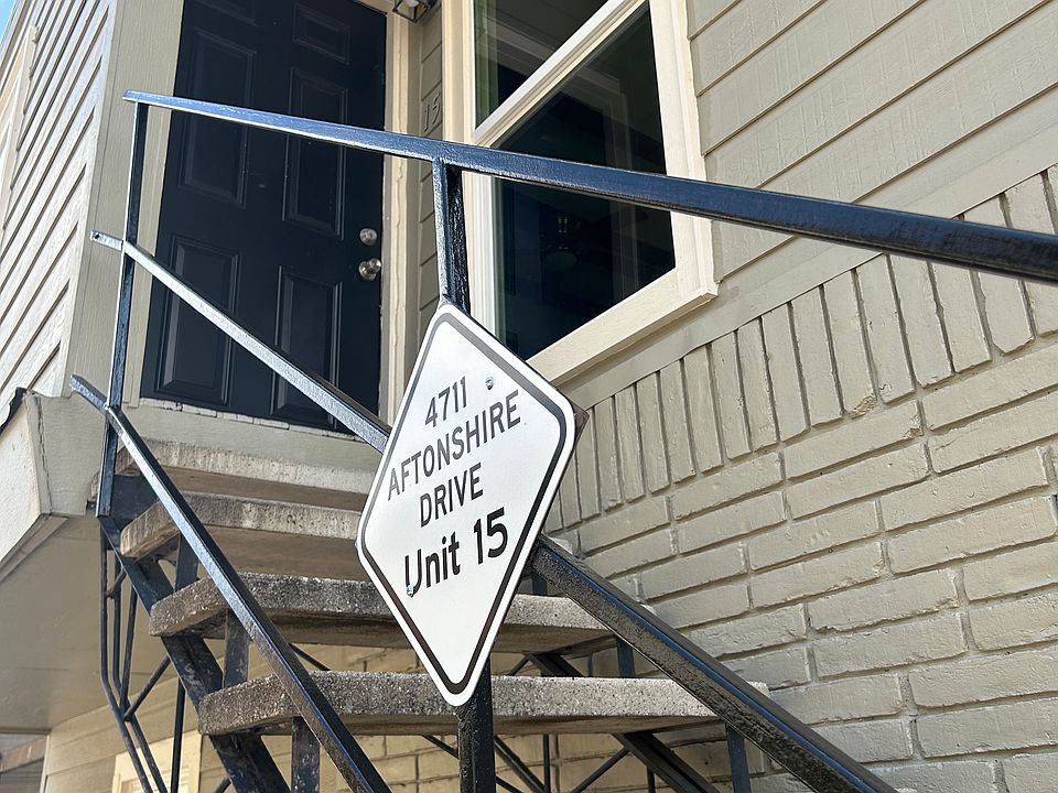 Stairs leading up to main entrance.