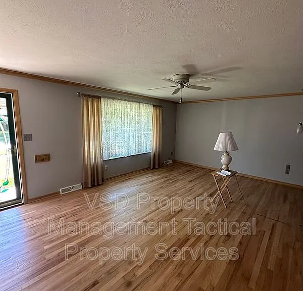6188 Cabrini Ln — Photo 17