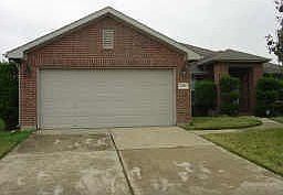5th image of 16506 Cypress Waters Ct