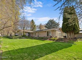 1260 Burbank Creek Rd, Yakima, WA 98901