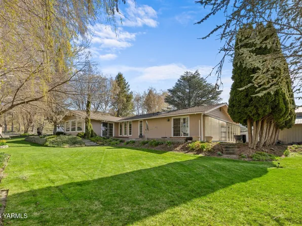 1260 Burbank Creek Rd, Yakima, WA 98901