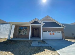 2126 Pine Valley Dr, Hamilton, OH 45013