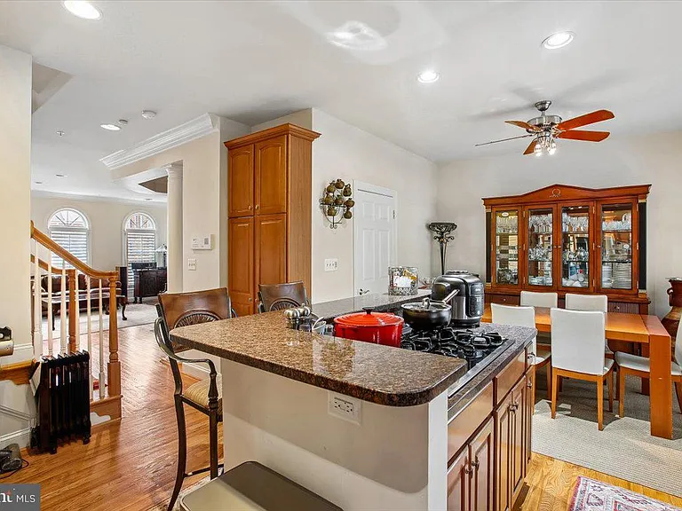 1309 McLean Crest Ct — Photo 18
