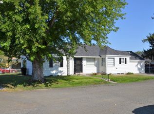901 W 9th St, The Dalles, OR