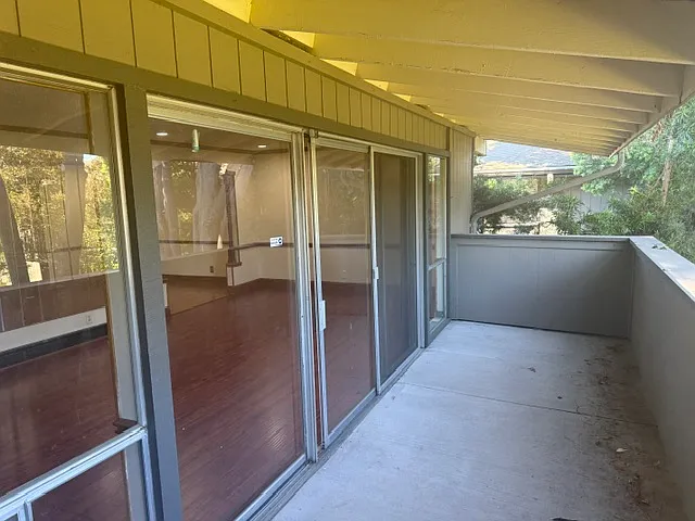 151 Buckingham Dr #300 — Photo 2