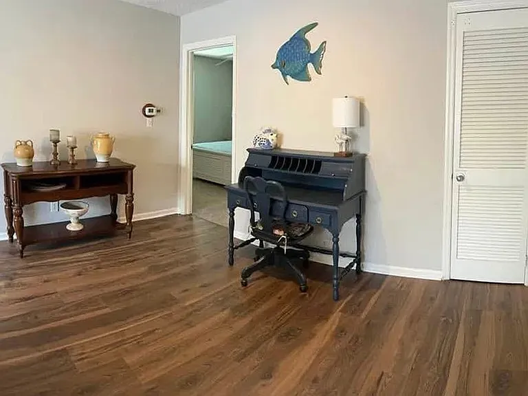 206 W Island Square Dr — Photo 6