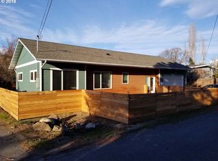 1902 Dry Hollow Rd, The Dalles, OR 97058