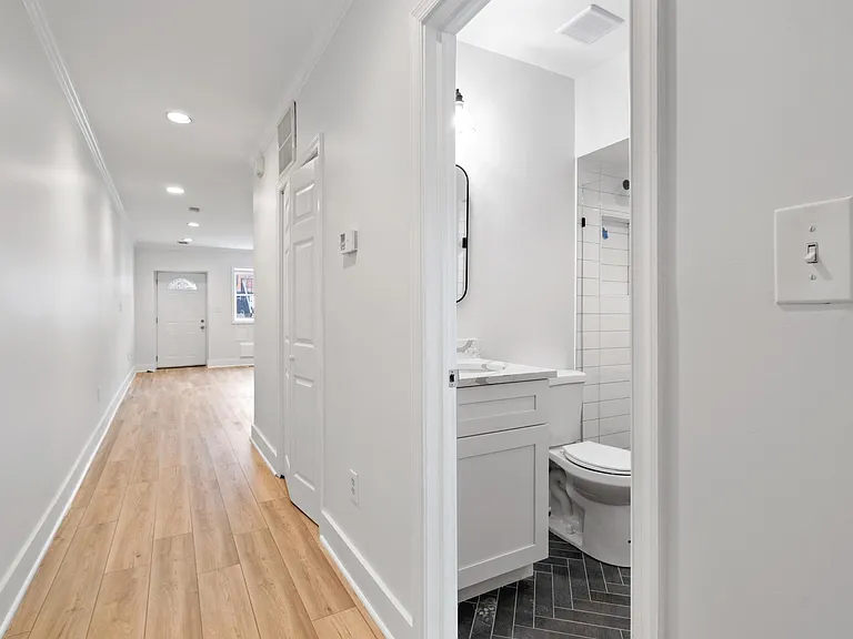 422 N St NW #A — Photo 12
