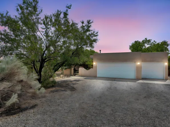 115 El Rey Dr NW, Corrales, NM 87048
