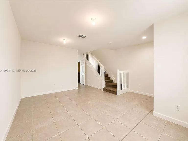 11362 SW 151st Ave — Photo 3