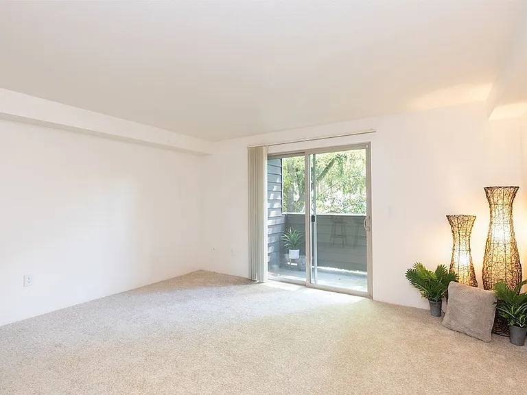 Kenmore Village Apartments — Photo 2
