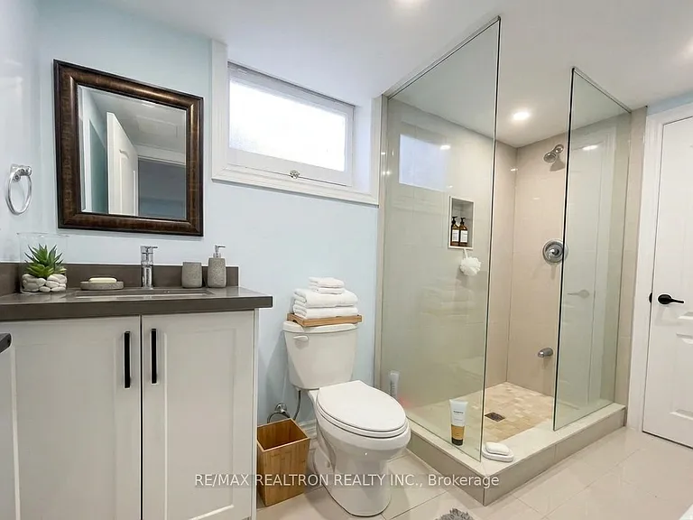 15 Haida Dr — Photo 6