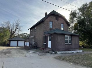 135 Park Ave, Beloit, WI 53511