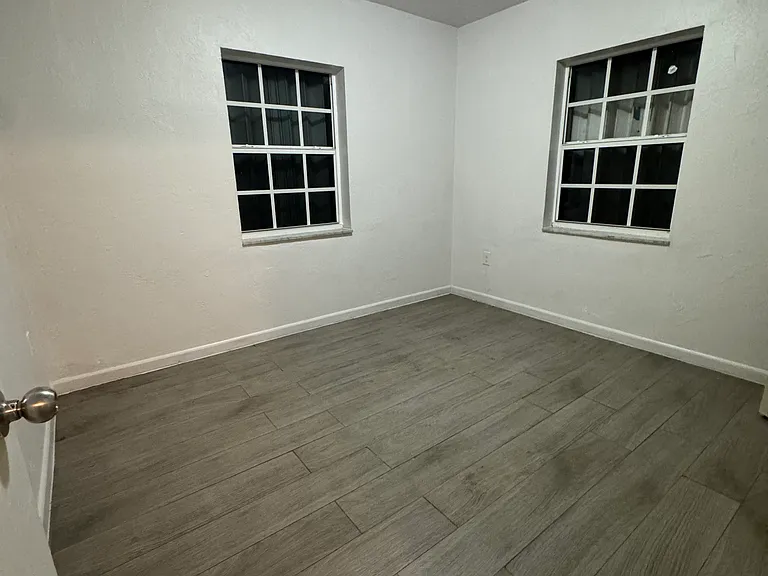 16340 NW 17th Ct — Photo 20