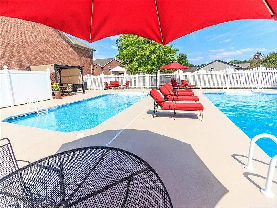 1st image of 701 N Woods Ave