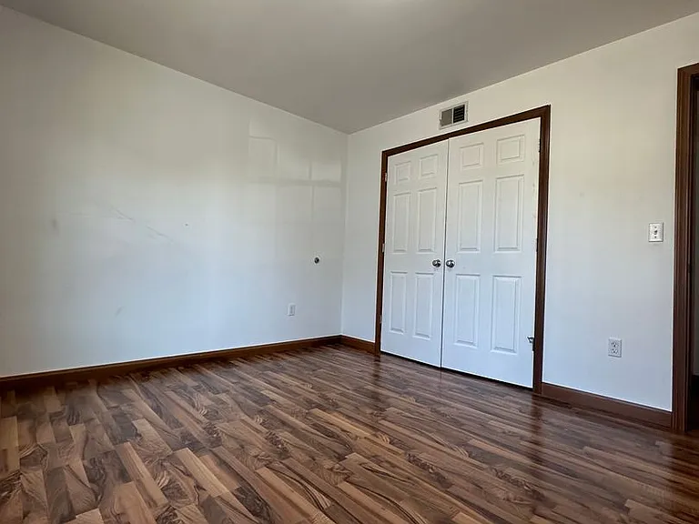 Beautiful Apartment Near Campus — Photo 4
