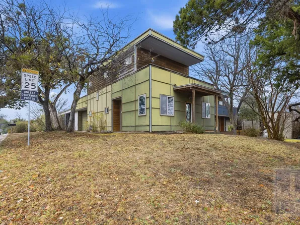 1520 Parker Ln #A, Austin, TX 78741