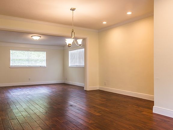 5th image of 3602 Rosswood Dr