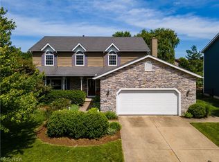 14399 Crystal Creek Dr, Strongsville, OH