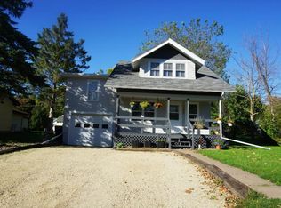 652 W Main St, Ellsworth, WI 54011