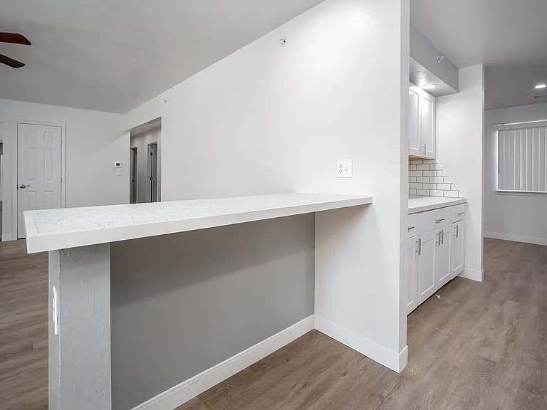 Aspen Place Apartments - June Rent FREE: Move-In by 6/15! — Photo 18