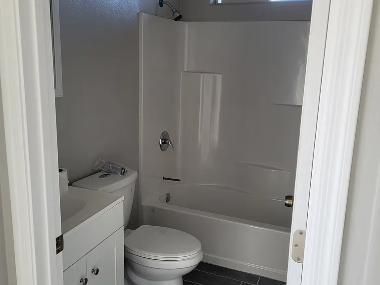 1424 Harding Ct #2 — Photo 1
